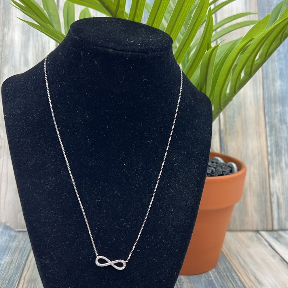 ⭐️Sterling silver cubic zirconia infinity sign 18” necklace - Picture 4 of 7